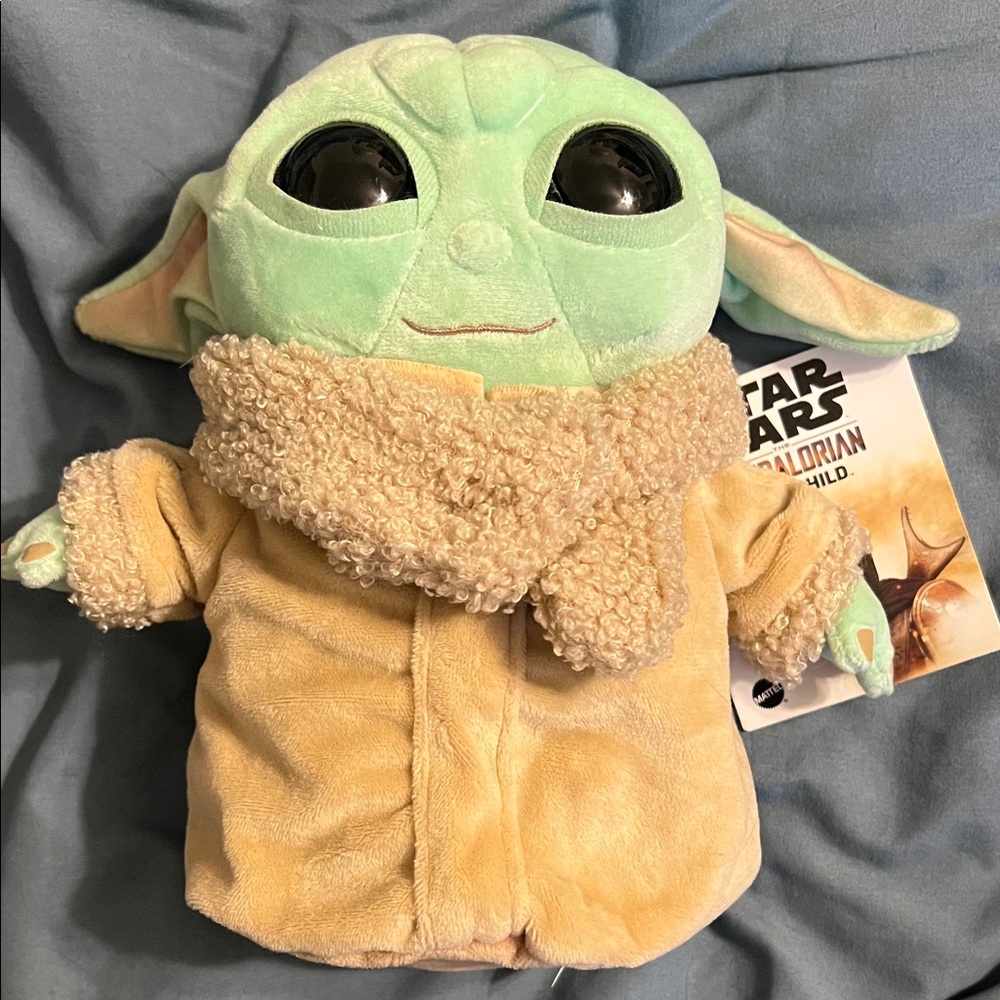 Star Wars Mandalorian Child Plush - Green and Tan